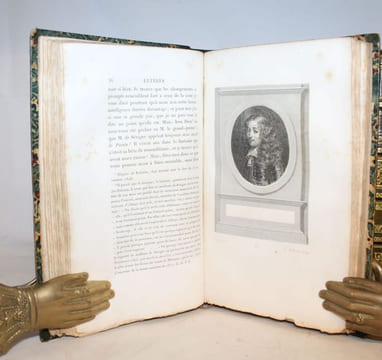 Lettres de Madame de Sévigné, de sa famille, et de ses amis.. SEVIGNE (Marie de RABUTIN-CHANTAL, Marquise de).