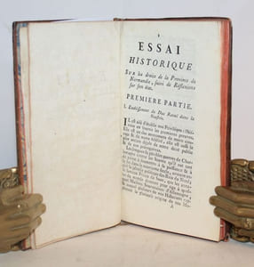Essai historique sur les droits de la Province de Normandie, suivi de Réflexions sur son état.