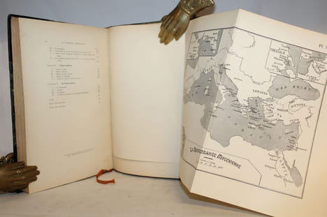 Les civilisations préhelléniques dans le bassin de la mer Egée, études de Protohistoire Orientale.. DUSSAUD (René).