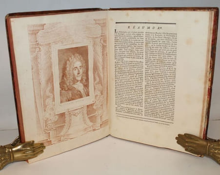 Histoire des philosophes modernes, avec leur portrait gravé dans le goût du crayon, d'après les desseins des plus grands peintres.. SAVÉRIEN ...