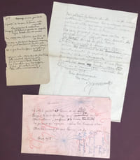 Divers écrits de jeunesse. — Ensemble de 16 documents manuscrits autographes de formats très divers, rédigés entre 1923 et 1928.