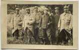 Carte postale photographie, 90 x 140, représentant six soldats, sans date (entre 1914 et 1918), adressée à un ami.. GUILLAUMIN, Émile.