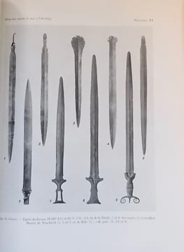 Préhistoire du pays de Neuchâtel des origines aux Francs.. VOUGA (Daniel)