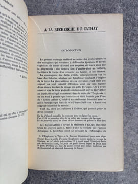 A LA RECHERCHE DU CATHAY. DECOUVERTE DE LA CHINE PAR L'EUROPE ET DE L'OCCIDENT PAR LA CHINE. TRADUIT DE L'ANGLAIS PAR ROBERT GODET. AVEC 7 CARTES. .. ...