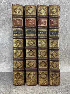 DICTIONNAIRE HISTORIQUE ET CRITIQUE, PAR MR PIERRE BAYLE. QUATRIEME EDITION, REVUE, CORRIGEE ET AUGMENTEE. AVEC LA VIE DE L'AUTEUR, PAR MR. DES ...