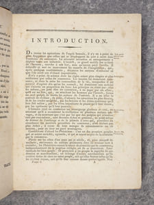 TRAITE GENERAL DU COMMERCE, CONTENANT DES OBSERVATIONS SUE LE COMMERCE DES PRINCIPAUX ETATS DE L'EUROPE; LES PRODUCTIONS NATURELLES, L'INDUSTRIE DE CHAQUE PAYS; LES QUALITES DES PRINCIPALES MARCHANDISES QUI PASSENT DANS L'ETRANGER, LEUR PRIX COURANT, ET LES FRAIS DE L'EXPEDITION; LE FRET DES NAVIRES, ET LES PRIMES D'ASSURANCES D'UN PORT EUROPEEN A L'AUTRE; DES OBSERVATIONS SUR LA MANIERE DONT SE FAIT LE COMMERCE DANS DIFFERENTS PAYS; DES DETAILS SUR LES MONNOIES, POIDS ET MESURES; LE COURS DES CHANGES, LES USAGES RECUS EN DIVERS LIEUX RELATIVEMENT A L'ACQUIT DES LETTRES DE CHANGE; UN RAPPORT COMPARE DES MONNOIES, POIDS ET MESURES, EN DOUZE TABLES; DES REGLES SUR L'ARBITRAGE, AVEC PLUSIEURS TABLES DE COMBINAISON DE CHANGE; DES REGLES SUR DIVERSES OPERATIONS DE NEGOCE; PLUSIEURS MAXIMES ET USAGES RECUS DANS LES VILLES DE COMMERCE DE L'EUROPE. - ENFIN LES ORDONNANCES ET USAGES ETABLIS A AMSTERDAM, TOUCHANT LES ASSURANCES ET LE REGLEMENT DES AVARIES. NOUVELLE EDITION, REVUE, CORRIGEE ET AUGMENTEE D'UN VOLUME, CONTENANT DES ADDITIONS SUR LE COMMERCE DE L'EUROPE, ET L'ETAT ACTUEL DU COMMERCE DE L'ASIE, DE L'AFRIQUE ET DE L'AMERIQUE.