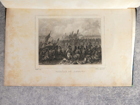MEMOIRES ET CORRESPONDANCE INEDITS, PUBLIES SUR LES MANUSCRITS AUTOGRAPHES DEPOSES CHEZ L'EDITEUR, ET PRECEDES D'UN FAC-SIMILE. . DUMOURIEZ ...
