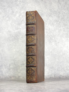 LES MOEURS DES ISRAELITES, PAR Me CLAUDE FLEURY, PRETRE, ABBE DU LOC-DIEU, SOUS-PRECEPTEUR DE MONSEIGNEUR LE DUC DE BOURGOGNE, DE MONSEIGNEUR LE DUC D'ANJOU, & DE MONSEIGNEUR LE DUC DE BERRY. DERNIERE EDITION.