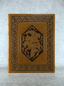 LES POEMES EPIQUES. GIRART DE ROUSSILLON. LES QUATRE FILS AIMON. LA CROISADE ALBIGEOISE. GUILLAUME D'ORANGE. ILLUSTRATIONS ORIGINALES DE FONTANAROSA.   