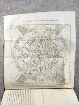 ABREGE DE L’ORIGINE DE TOUS LES CULTES PAR DUPUIS, MEMBRE DE L’INSTITUT NATIONAL. NOUVELLE EDITION, ORNEE D’UN PORTRAIT DE L’AUTEUR, ET AUGMENTEE,1°. ...