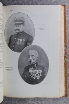 SAINT MAIXENT. HISTORIQUE DE L'ECOLE MILITAIRE DE L'INFANTERIE ET DES CHARS DE COMBAT. AVORD 1873-1879. SAINT-MAIXENT 1881-1927.. undefined