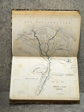 TRADITIONS ET SOUVENIRS, OU MEMOIRES TOUCHANT LE TEMPS ET LA VIE DU GENERAL AUGUSTE COLBERT (1793-1809), PAR N.-J. COLBERT, MARQUIS DE CHABANAIS (SON ...