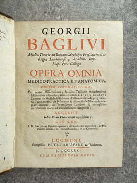 OPERA OMNIA MEDICO-PRACTICA, ET ANATOMICA. EDITIO ACCURATISSIMA, CUI PRAETER DISSERTATIONES, & ALIOS TRACTATUS PRAECEDENTIBUS EDITIONIBUS ADJUNCTOS, ...