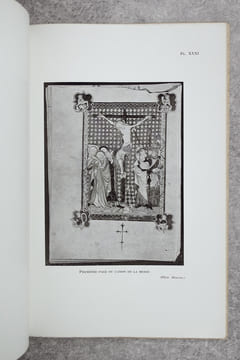 HISTOIRE DE LA CITE DE RIEUX-VOLVESTRE ET DE SES EVEQUES. PREFACE DE M. MARCEL AUBERT. AQUARELLES DE M. BOUILLIERE. . CONTRASTY JEAN. (CHANOINE. ...