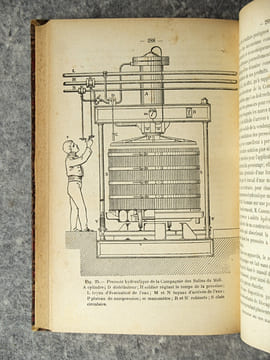 VINIFICATION DES VINS BLANCS. AVEC 36 FIGURES DANS LE TEXTE. . COSTE-FLORET PAUL (1843-1908).