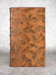 NOUVEAU COMMENTAIRE SUR L'EDIT DU MOIS D'AVRIL 1695, CONCERNANT LA JURIDICTION ECCLESIASTIQUE. PAR M * * * CONSEILLER AU PRESIDIAL D'ORLEANS. NOUVELLE EDITION, CORRIGEE & AUGMENTEE.