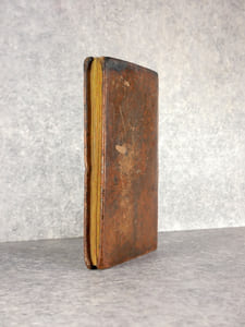 L'ECOLE DU CAVALIER, POEME DIDACTIQUE ET MILITAIRE EN TROIS CHANTS. PAR LE CHEF D'ESCADRON MILLET, CHEVALIER DE SAINT-LOUIS, OFFICIER DE LA LEGION D'HONNEUR. SECONDE EDITION, REVUE ET CORRIGEE.