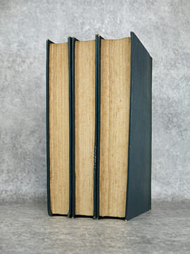HISTOIRE POLITIQUE, ECCLESIASTIQUE ET LITTERAIRE DU QUERCI. PAR M. DE CATHALA-COTURE, AVOCAT EN PARLEMENT, CONTINUEE PAR M.** MEMBRE DE PLUSIEURS ...