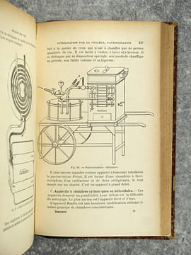 TRAITE DES MALADIES DES VINS. DESCRIPTION – ETUDE – TRAITEMENT. AVEC UNE PREFACE PAR U. GAYON. AVEC 13 PLANCHES HORS TEXTE ET 116 FIGURES DANS LE ...
