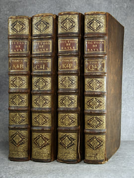 DICTIONNAIRE HISTORIQUE ET CRITIQUE, PAR MR PIERRE BAYLE. QUATRIEME EDITION, REVUE, CORRIGEE ET AUGMENTEE. AVEC LA VIE DE  L'AUTEUR, PAR MR. DES ...