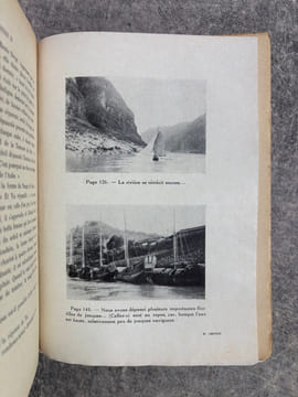 UN MIROIR CHINOIS (A TRAVERS LA CHINE INCONNUE). TRADUIT DE L’ANGLAIS PAR MAURICE THIERY. 8 PLANCHES HORS-TEXTE ET 1 CARTE. . AYSCOUGH FLORENCE.