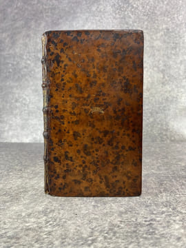 LE SERVICE ORDINAIRE ET JOURNALIER DE LA CAVALERIE EN ABREGE. DEDIE A MONSEIGNEUR LE DUC DE CHARTRES. PAR M. LECOQMADELEINE, LIEUTENANT-COLONEL DE ...