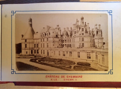 SOUVENIR DES CHATEAUX DE BLOIS & CHAMBORD. SANS LIEU. SANS NOM. SANS DATE.