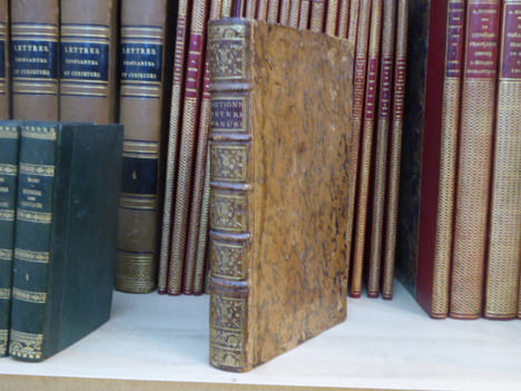 Dictionnaire interprète-manuel des noms latins de la géographie ancienne et moderne, pour servir à l'intelligence des auteurs latins, principalement ...