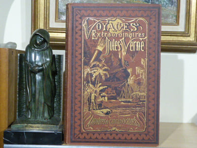 Voyages et Aventures du Capitaine Hatteras au Pôle Nord. ( Voyages Extraordinaires ).