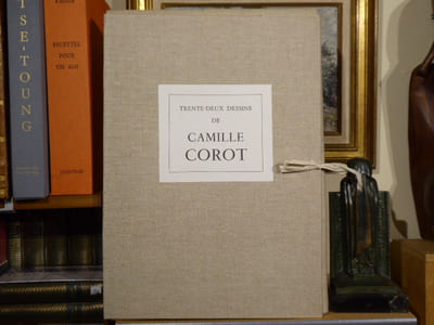 Trente deux dessins de Camille COROT reproduits par Léon MAROTTE et publiés avec un catalogue raisonné par Pierre DIETERLE.‎ 