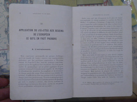 Manuel de JIU-JITSU. Coups usuels à l'usage des sociétés de gymnastique, de l'armée et du public en général.. CHERPILLOD A.