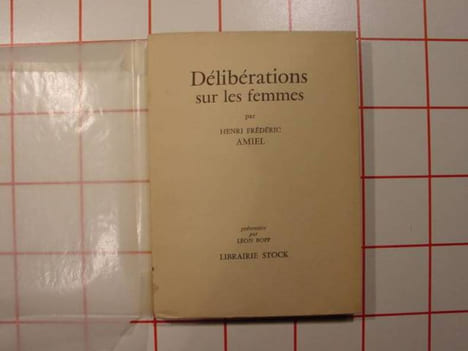 délibérations sur les femmes. AMIEL ( Henri Frédéric )