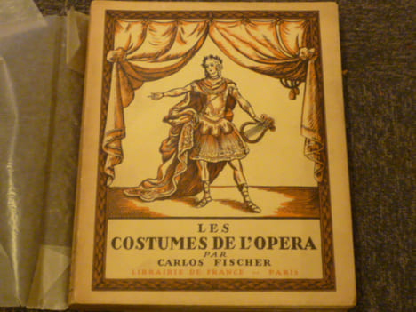 Les Costumes de l'Opéra.. FISCHER Carlos