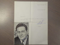 Lettre dactylographiée et signée + photographie signée.