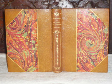 Souvenirs du règne de Henri IV. Les amours de Catherine de BOURBON soeur du Roi et du Comte de SOISSONS.. HURTREL Alice
