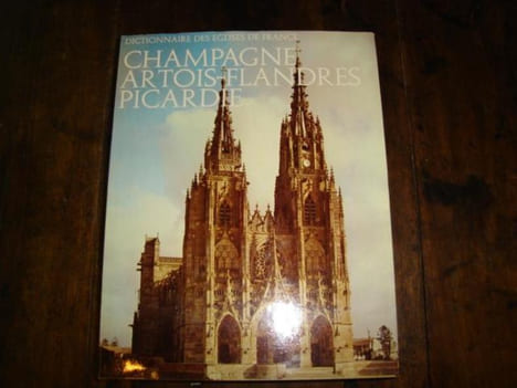 Dictionnaire des églises de FranceChampagne Artois Flandres Picardie. COLLECTIF
