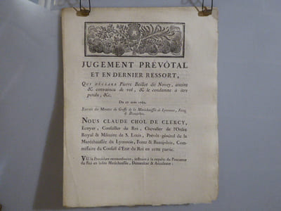 JUGEMENT PREVOTAL et en dernier ressort, qui déclare Pierre BEILLOT dit NOVEY, atteint et convaincu de vol, & le condamne à être pendu, etc.