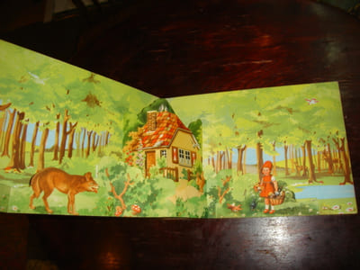 MULTIPLANS N°3. Le Chat Botté - Le Petit Chaperon Rouge.