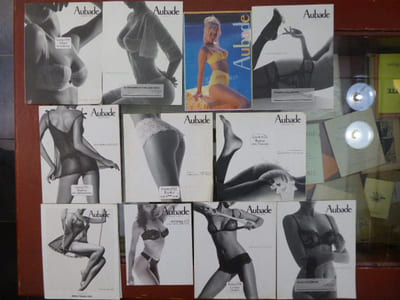 AUBADE. 11 catalogues de lingerie féminine.