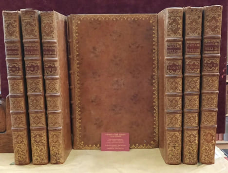 HISTOIRE GÉNÉRALE DES CÉRÉMONIES. MOEURS, ET COUTUMES RELIGIEUSES DE TOUS LES PEUPLES DU MONDE, representées en 243 Figures dessinées de la main de ...