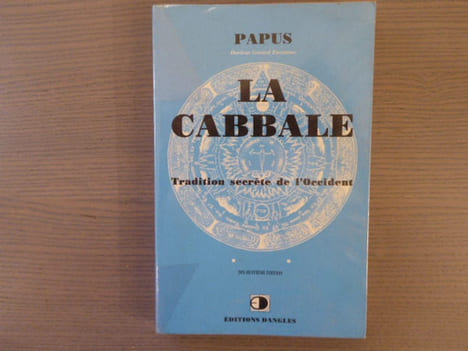 LA CABBALE tradition secrète de l'Occident. Ouvrage précédé d'une lettre d'Ad. Franck et d'une étude par Saint Yves d'Alveydre.. PAPUS
