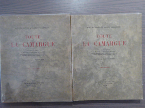 TOUTE LA CAMARGUE. 2 volumes.. BURNAND Tony - OBERTHUR Joseph