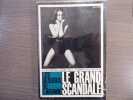 Les dessous de l'Affaire LE GRAND SCANDALE.. IRVING Clive - HALL Rohn - WALLINGTON Jeremy