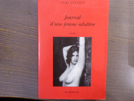 Journal d'une femme adultère.. LEVIANT Curt