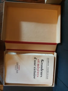 Grandeurs et Misères d une Victoire
Georges Clémenceau

Edité par Plon 1930