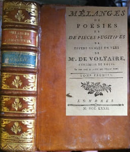Melanges De Poesies De Pieces Fugitives de Divers Genres En vers, Enrichies De Notes , complet les 2 volumes en 1 livre