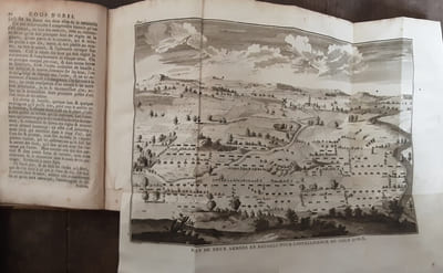 L' Esprit du Chevalier Folard tiré de ses Commentaires sur l'Histoire de Polybe pour l'usage d'un Officier de Main de Maître.
FOLARD Jean Charles