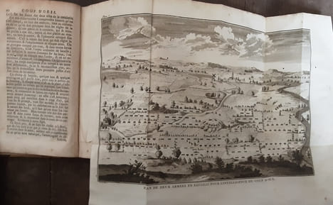 L' Esprit du Chevalier Folard tiré de ses Commentaires sur l'Histoire de Polybe pour l'usage d'un Officier de Main de Maître.
FOLARD Jean Charles. ...