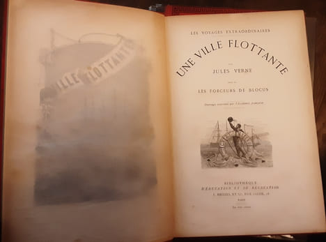 Une ville flottante
Les forgeurs de blocus. Jules verne
