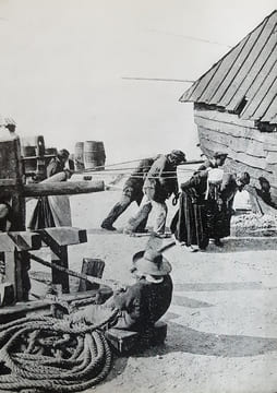 Etretat autour des années 1900. Jean-pierre thomas